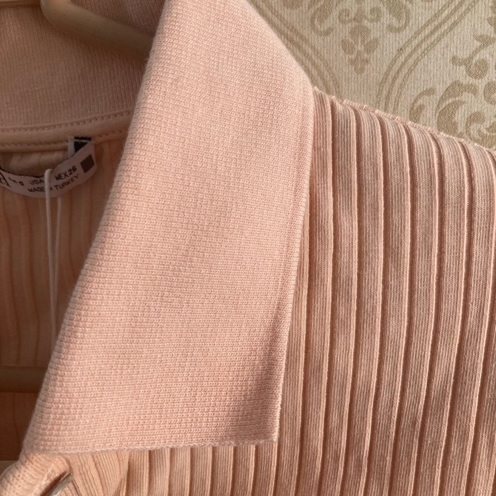 ZARA Ribbed Tshirt - Picture 4 of 5